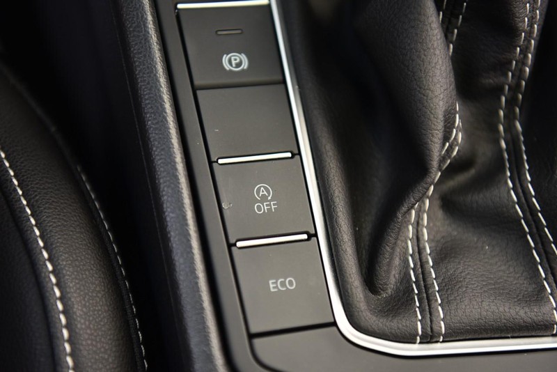Volkswagen Jetta Vehicle Image 18