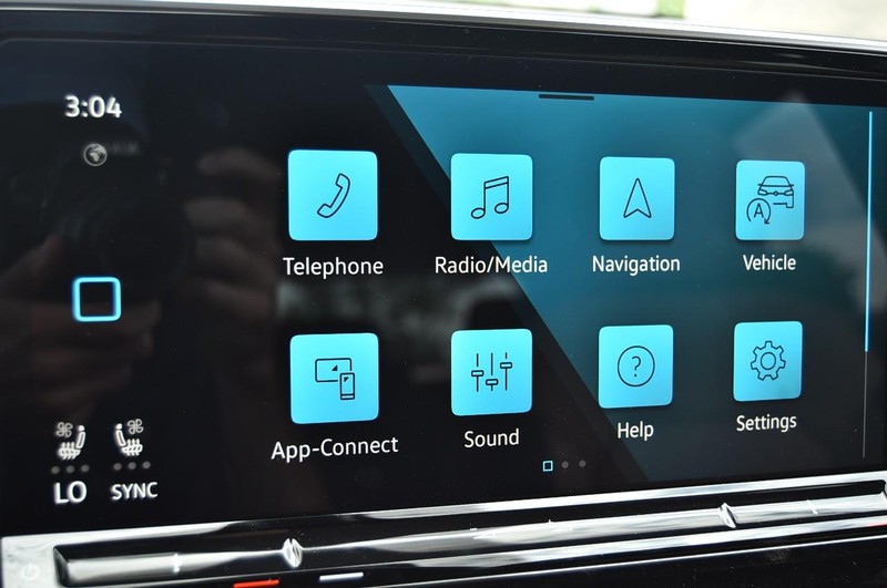 Volkswagen Atlas Cross Sport Vehicle Image 13