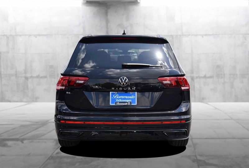 Volkswagen Tiguan Vehicle Image 06