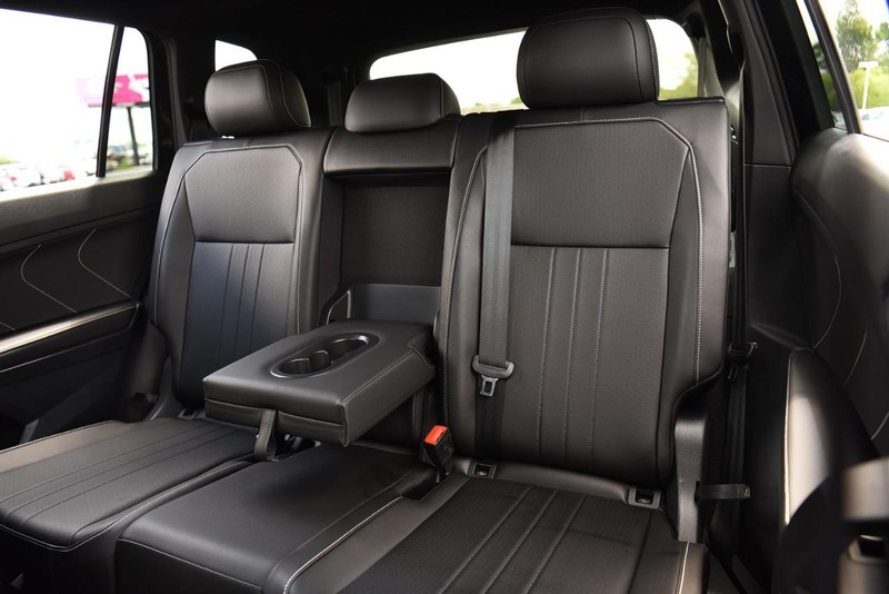 Volkswagen Tiguan Vehicle Image 23