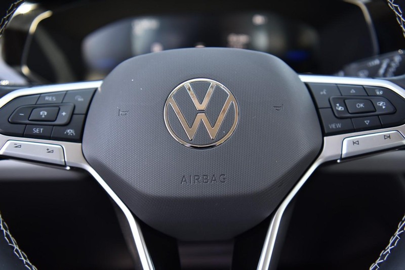 Volkswagen Taos Vehicle Image 20