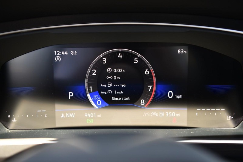 Volkswagen Tiguan Vehicle Image 11