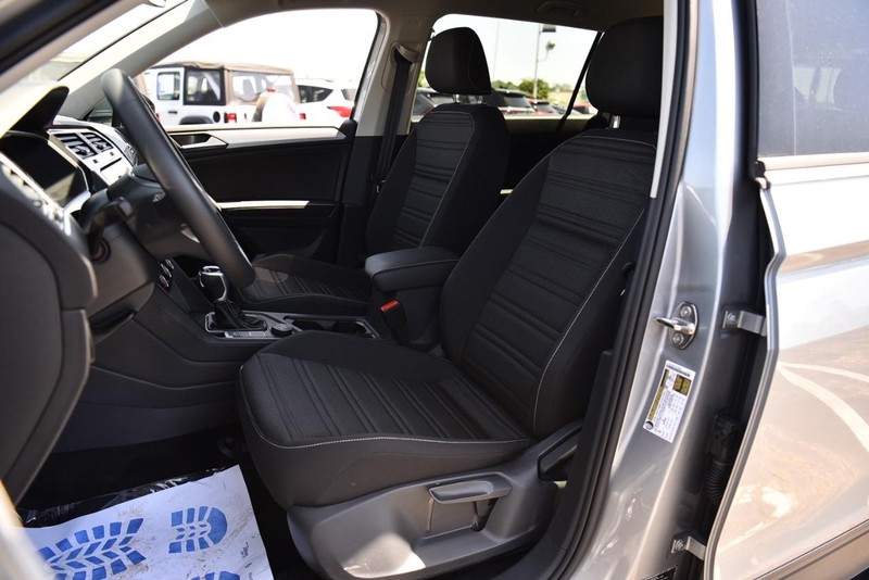 Volkswagen Tiguan Vehicle Image 20