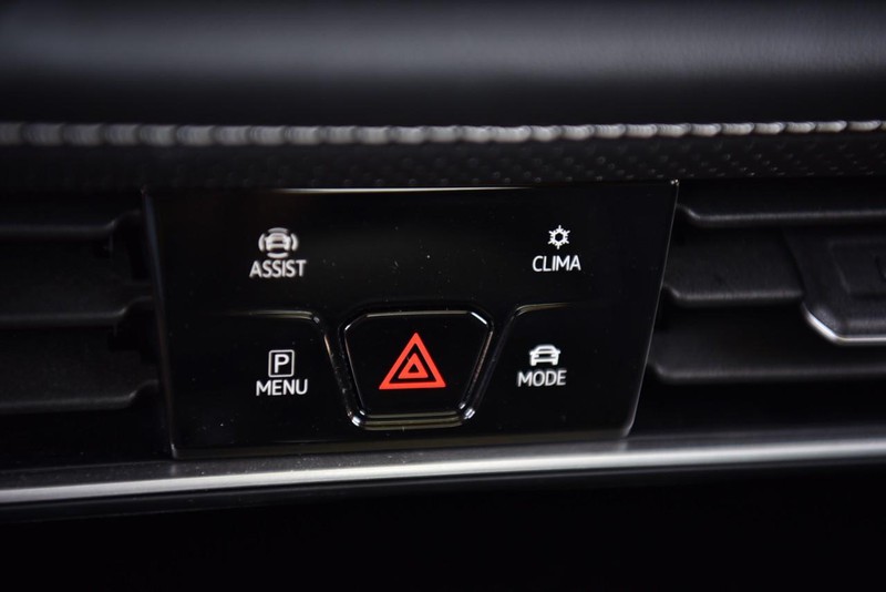 Volkswagen Atlas Vehicle Image 15