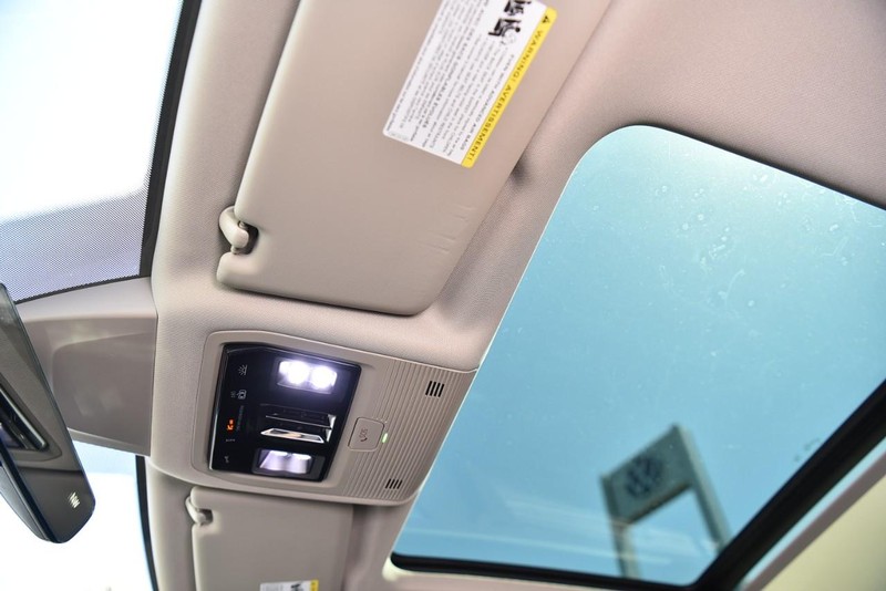 Volkswagen Atlas Vehicle Image 21