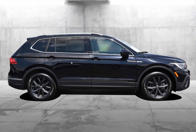 Volkswagen Tiguan Vehicle Image 05