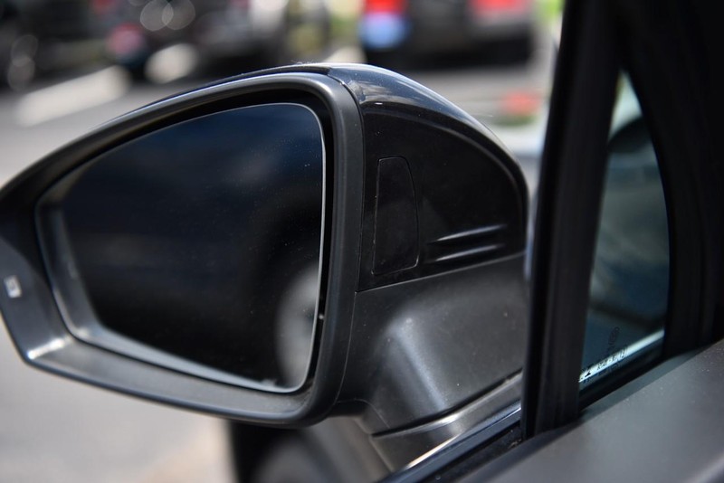 Volkswagen Tiguan Vehicle Image 10