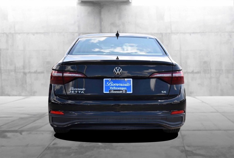 Volkswagen Jetta Vehicle Image 06