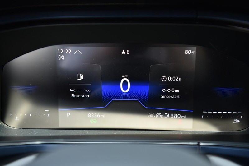 Volkswagen Taos Vehicle Image 12