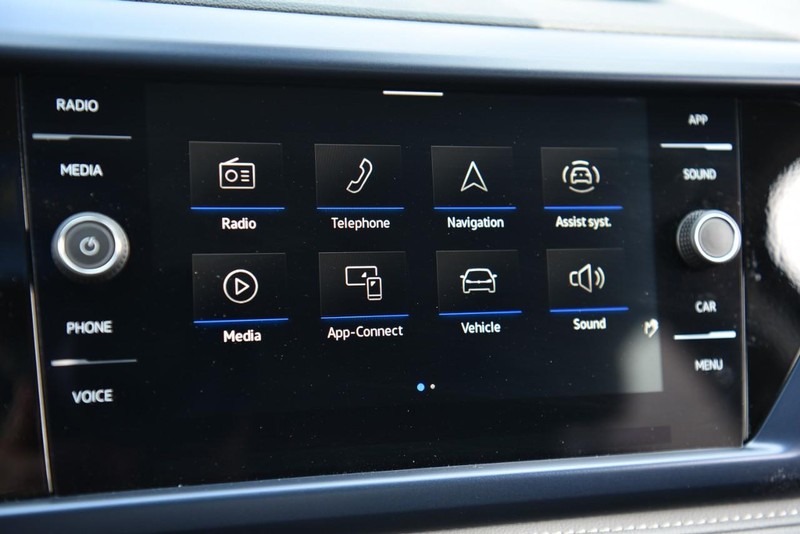 Volkswagen Taos Vehicle Image 14