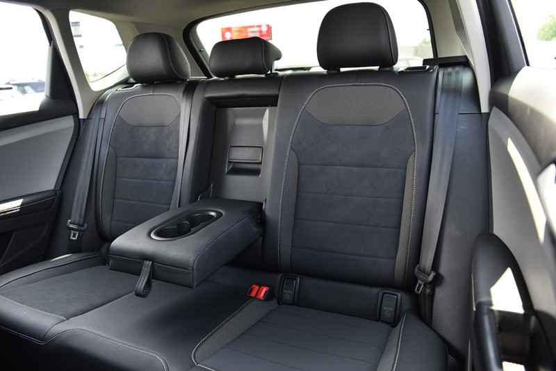 Volkswagen Taos Vehicle Image 23