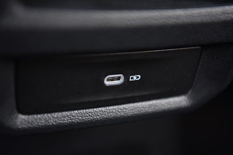 Volkswagen Taos Vehicle Image 25