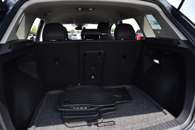 Volkswagen Taos Vehicle Image 26