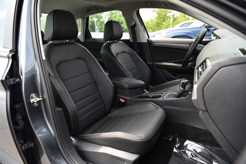 Volkswagen Jetta Vehicle Image 21