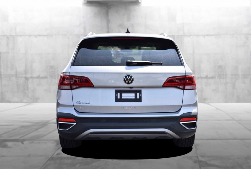 Volkswagen Taos Vehicle Image 06