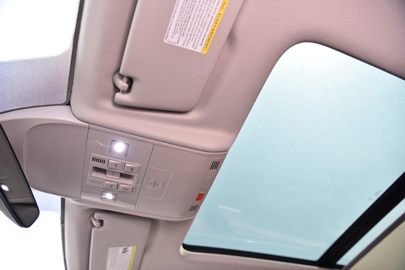 Volkswagen Taos Vehicle Image 22