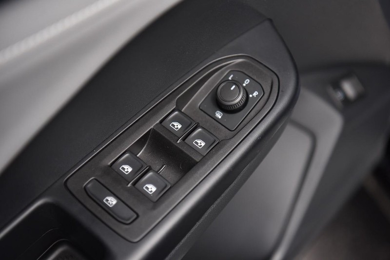 Volkswagen Taos Vehicle Image 08