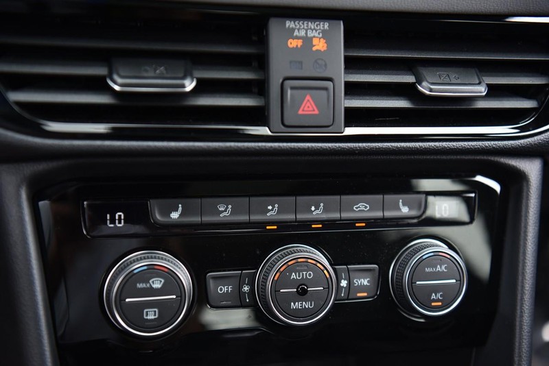 Volkswagen Taos Vehicle Image 15
