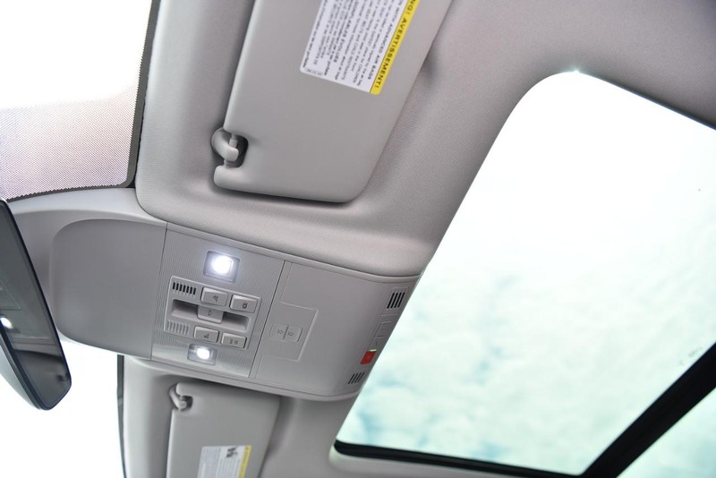 Volkswagen Taos Vehicle Image 23