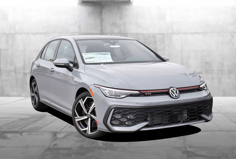 Volkswagen GOLF GTI Vehicle Image 02