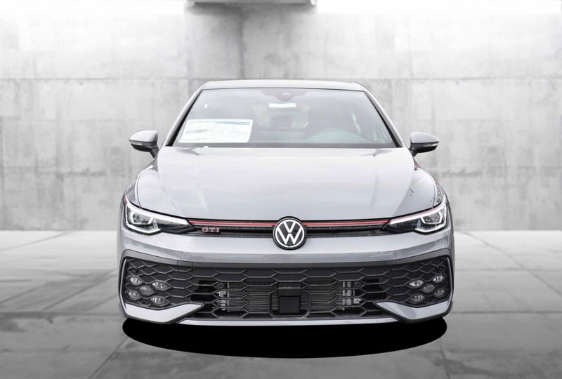 Volkswagen GOLF GTI Vehicle Image 04