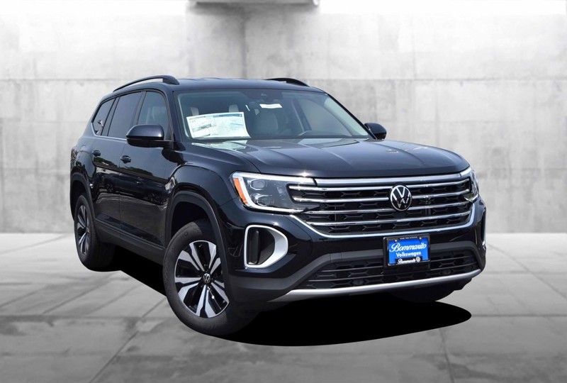 Volkswagen Atlas Vehicle Image 02