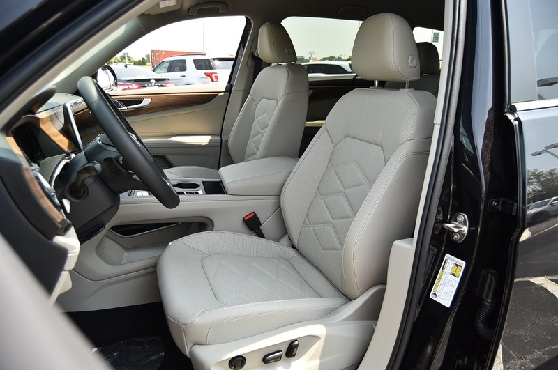 Volkswagen Atlas Vehicle Image 17