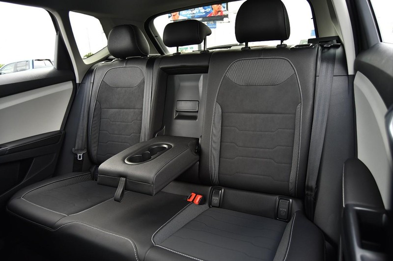 Volkswagen Taos Vehicle Image 20