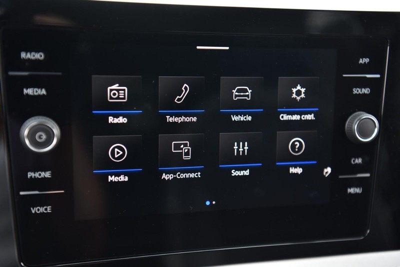 Volkswagen Taos Vehicle Image 13