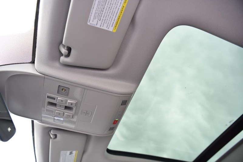 Volkswagen Taos Vehicle Image 22