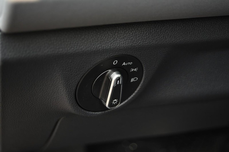 Volkswagen Jetta Vehicle Image 11