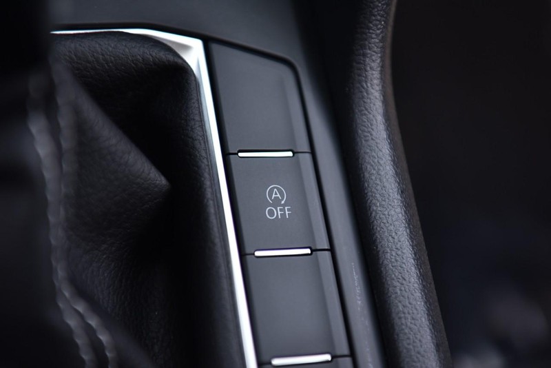 Volkswagen Taos Vehicle Image 17