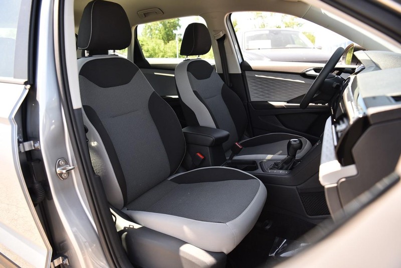 Volkswagen Taos Vehicle Image 20