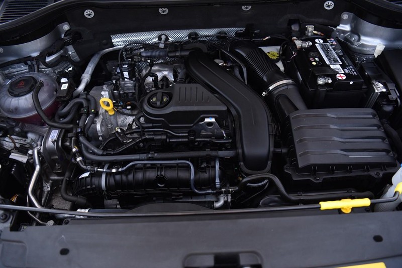 Volkswagen Taos Vehicle Image 23