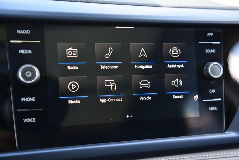 Volkswagen Taos Vehicle Image 15