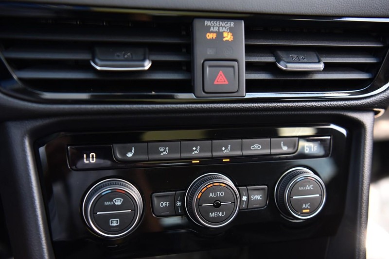 Volkswagen Taos Vehicle Image 16