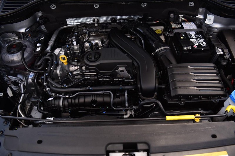 Volkswagen Taos Vehicle Image 28