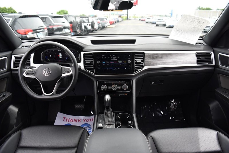 Volkswagen Atlas Cross Sport Vehicle Image 08