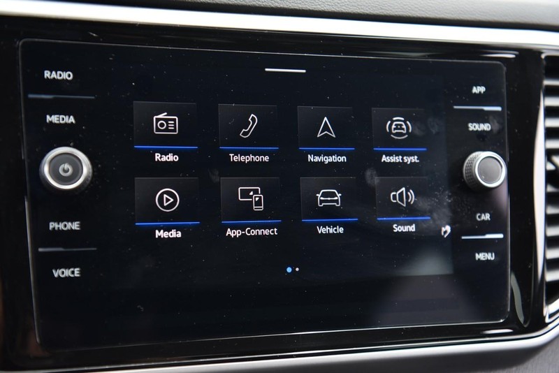 Volkswagen Atlas Cross Sport Vehicle Image 13