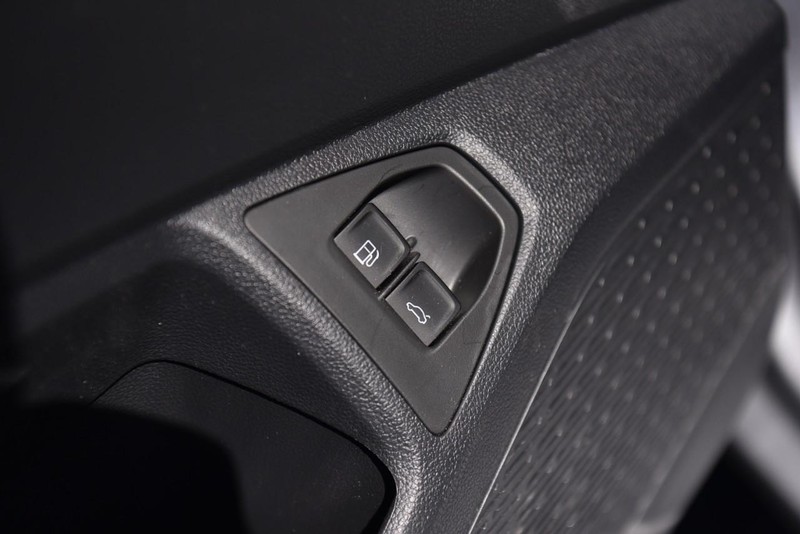 Volkswagen Jetta Vehicle Image 10