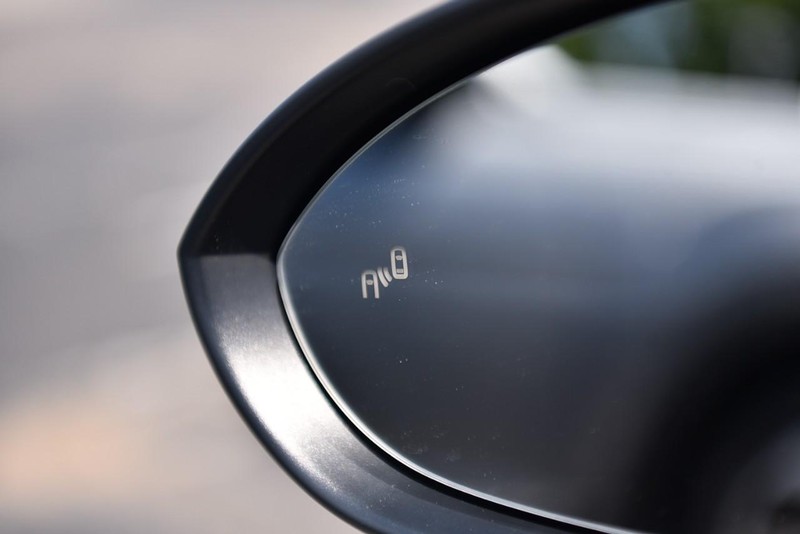 Volkswagen Jetta Vehicle Image 11