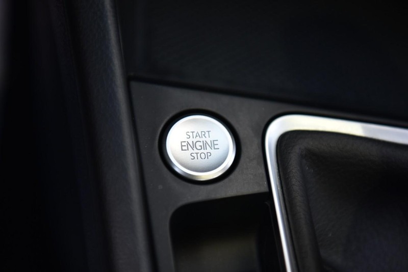 Volkswagen Jetta Vehicle Image 18