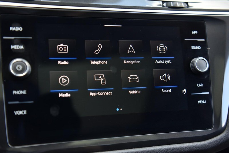 Volkswagen Tiguan Vehicle Image 15