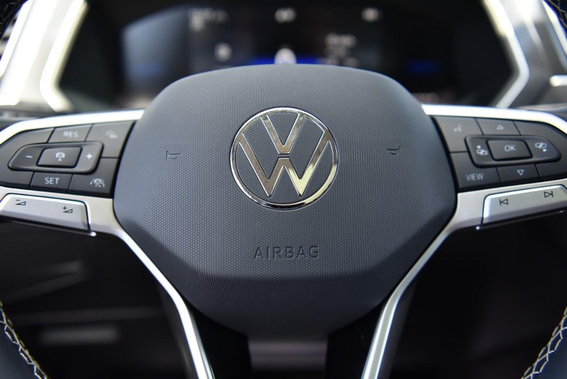 Volkswagen Tiguan Vehicle Image 21