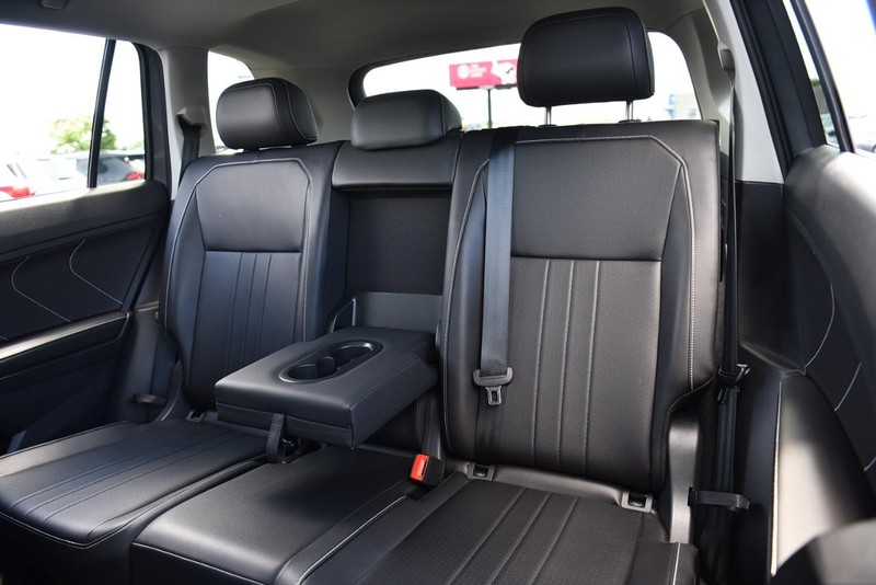 Volkswagen Tiguan Vehicle Image 25