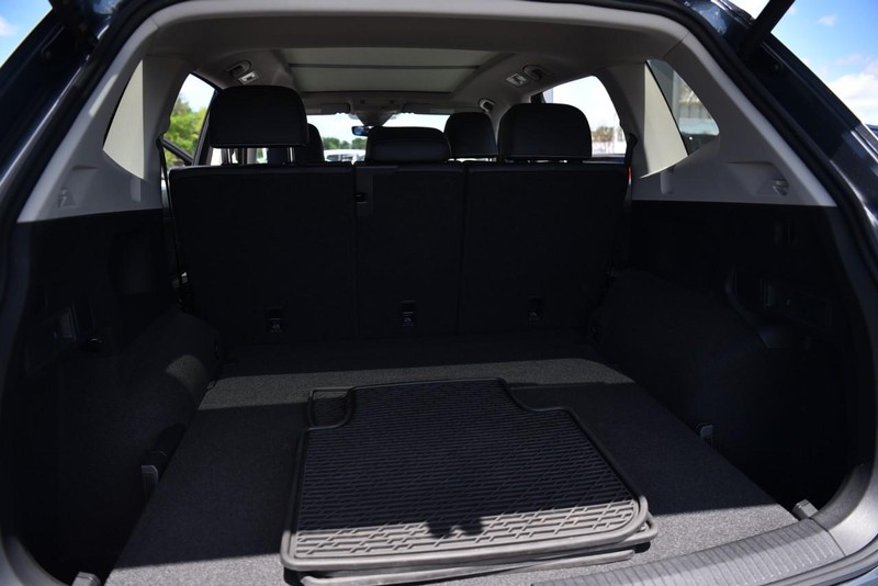 Volkswagen Tiguan Vehicle Image 28