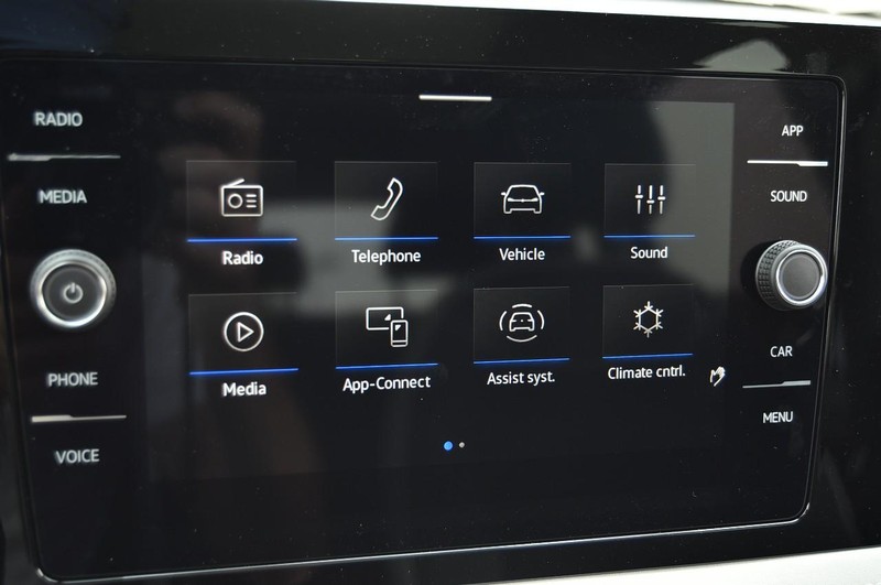 Volkswagen Taos Vehicle Image 13