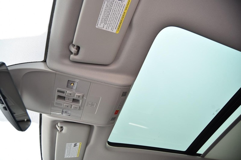 Volkswagen Taos Vehicle Image 21