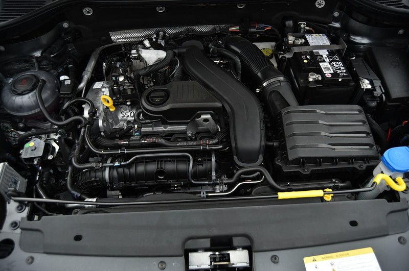 Volkswagen Taos Vehicle Image 26