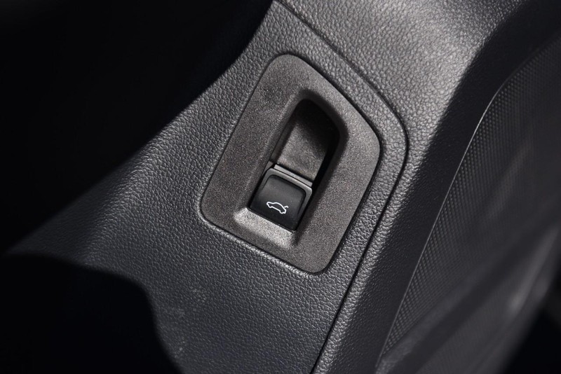 Volkswagen Atlas Vehicle Image 10